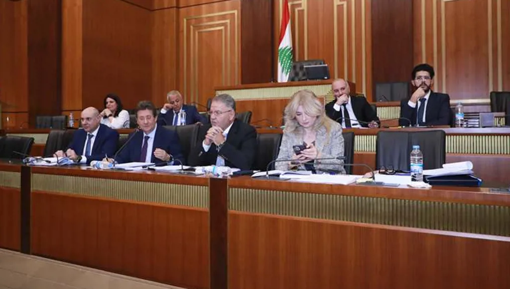 لجنة المال علّقت فصل قوانين البرامج ورفضت استحداث رسوم وضرائب جديدة... كنعان : لن يمر أي قانون "رفع عتب"