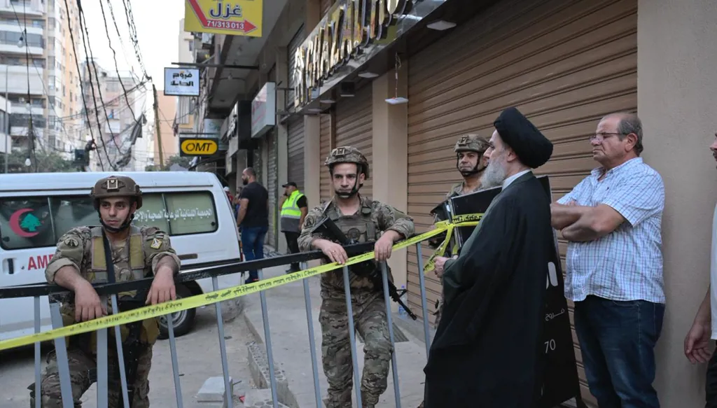 5 عند الخامسة: إسرائيل تستهدف الطبطبائي… فضيحة "أبناء الله" إلى الواجهة و تعويذة جحا حاضرة