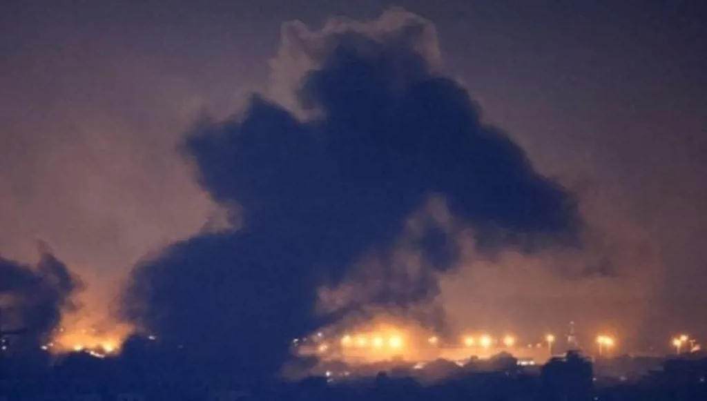 بالفيديو- هكذا بدأ الهجوم الصاروخي الهندي على مواقع في باكستان