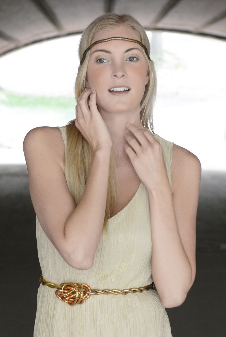 قلادة قابلة للثني على شكل حزام صيفي (Pinterest)