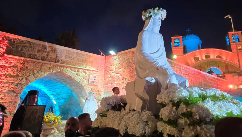 مولد العذراء في مغدوشة جنوب لبنان... مساحة روحية وتقليد ديني وفني