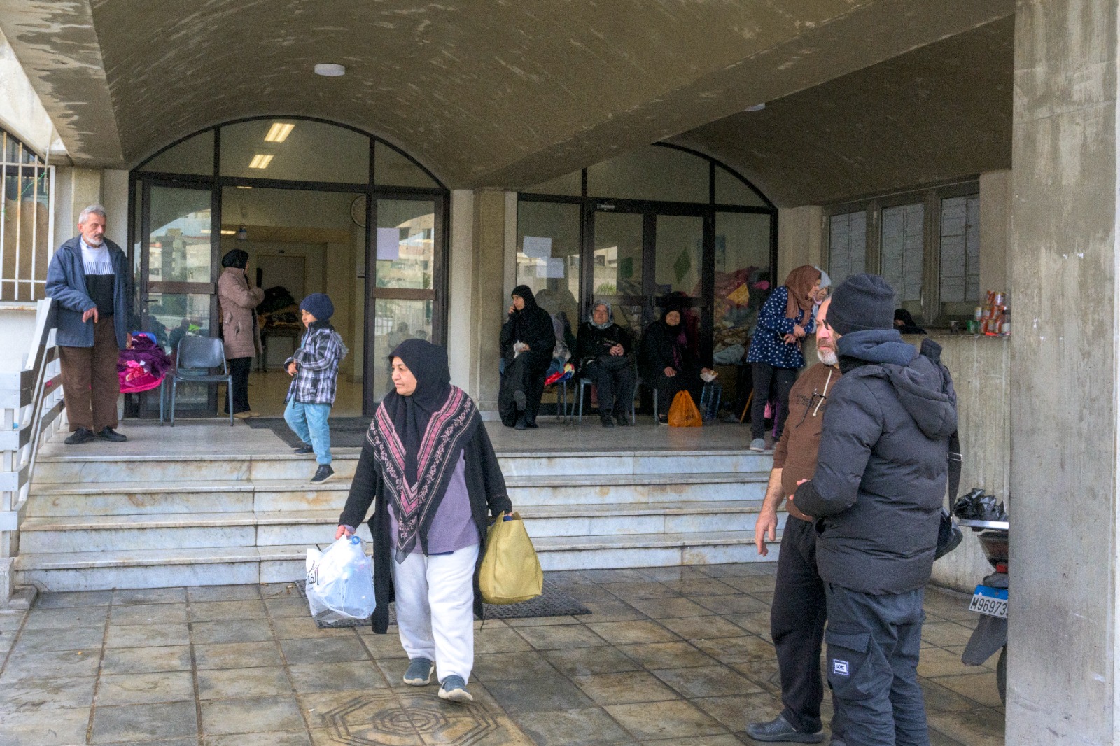 نزوح الى المدارس (نبيل اسماعيل)