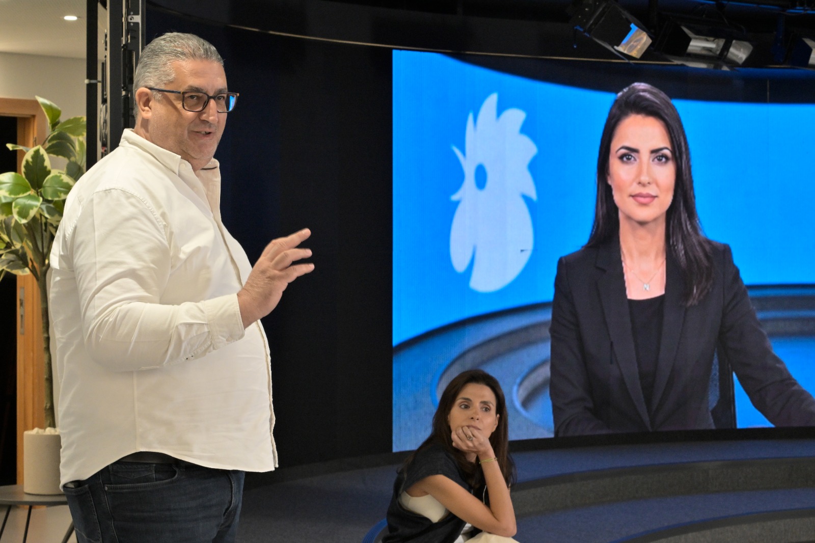 نايلة تويني وغسان حجار (نبيل اسماعيل).