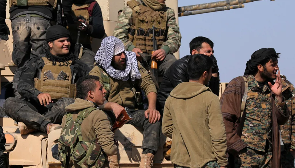 شرق الفرات من منظورين