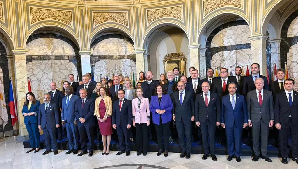 الاجتماع الوزاري للاتحاد من أجل المتوسط المنعقد في برشلونة (الخارجية اللبنانية).