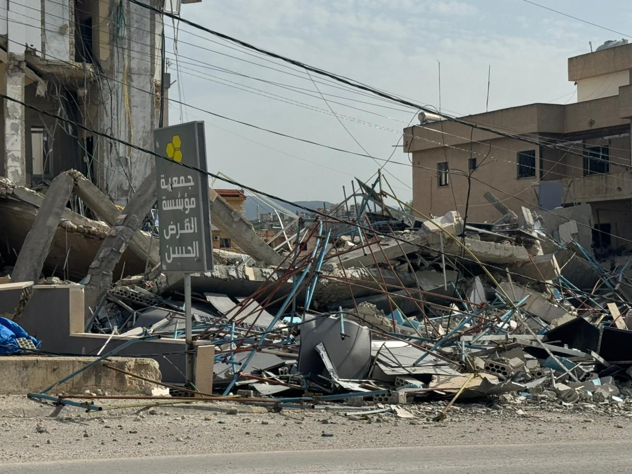 دمار في النبطية (سمير صباغ).