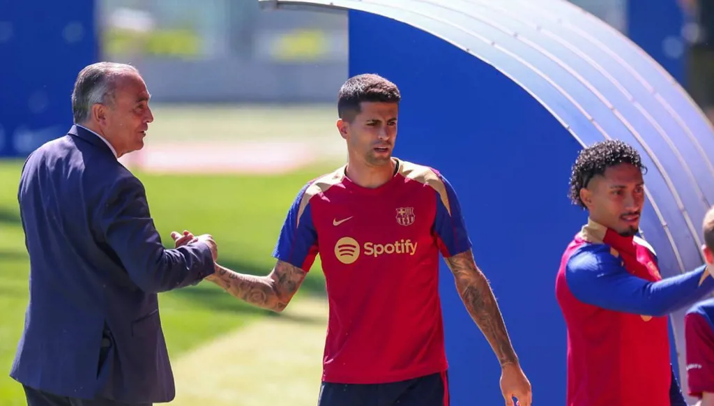 إنزاغي يحسم مصير كانسيلو