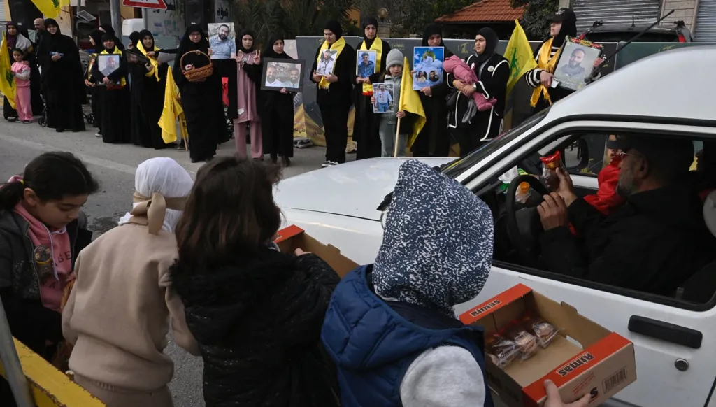 حراك الجنوبيين نسّقه "حزب الله" الذي يضغط سياسيّاً