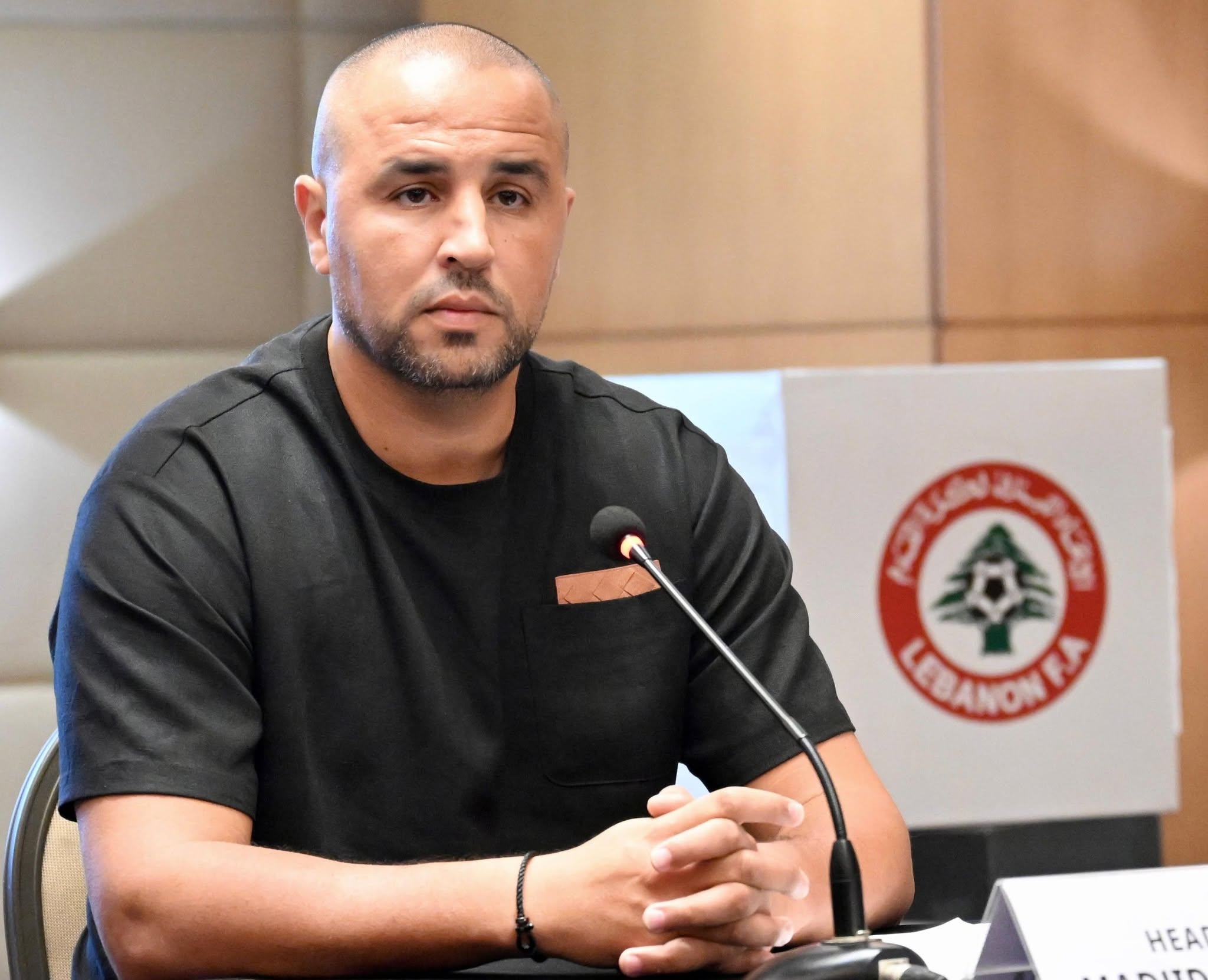 مدرب منتخب لبنان لكرة القدم مجيد بوقره. (فيسبوك)