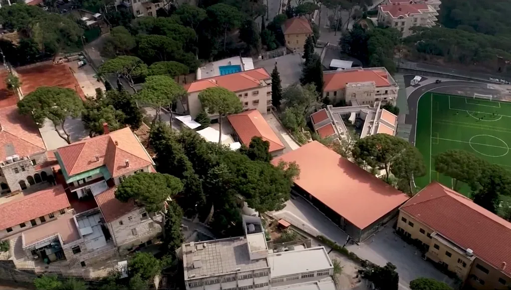 الحكم القضائي الذي أبطل الزيادة في "برمانا هاي سكول" الأهالي لجأوا إلى القضاء... فأين المجالس المنتخبة؟