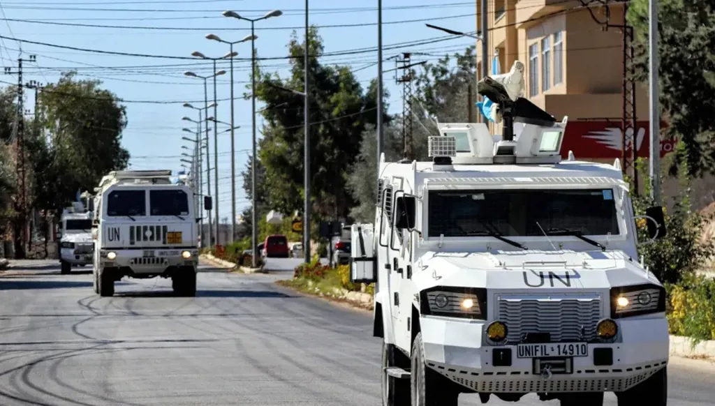 كندا وبريطانيا ودول أخرى تندد بقتل جنود حفظ سلام في لبنان