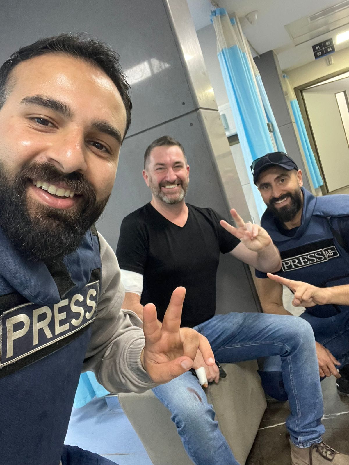 من داخل مستشفى جبل عامل.