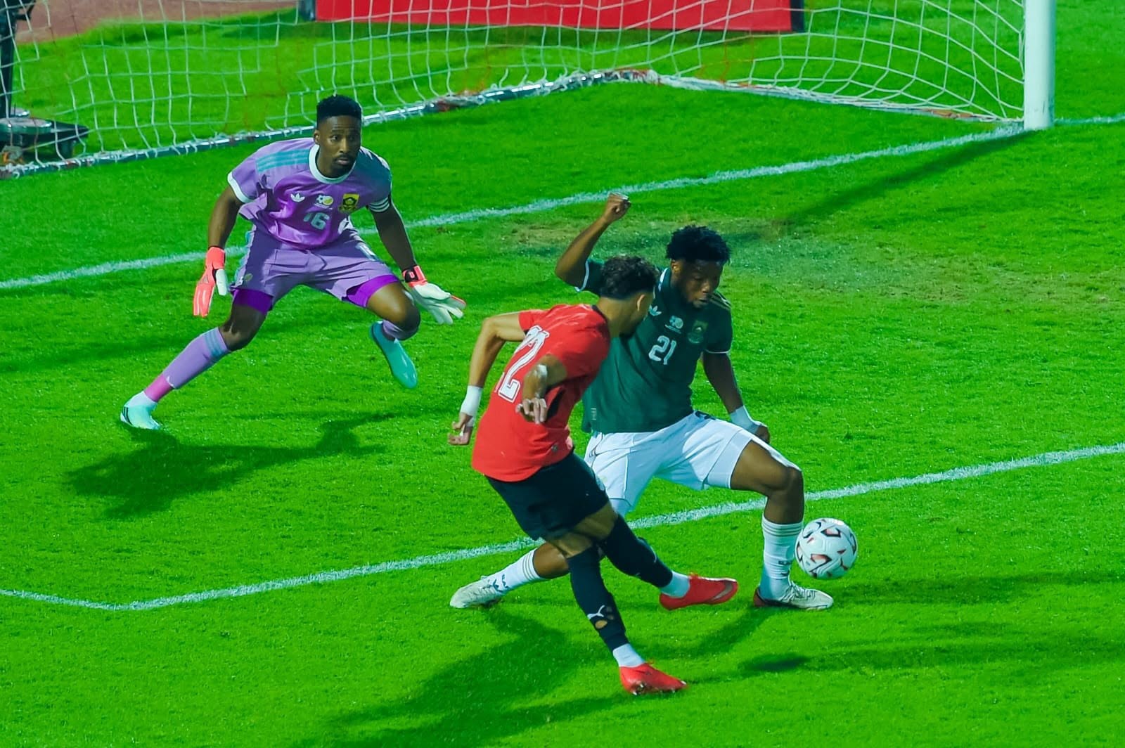 من مباراة مصر وجنوب أفريقيا. (الأهرام)
