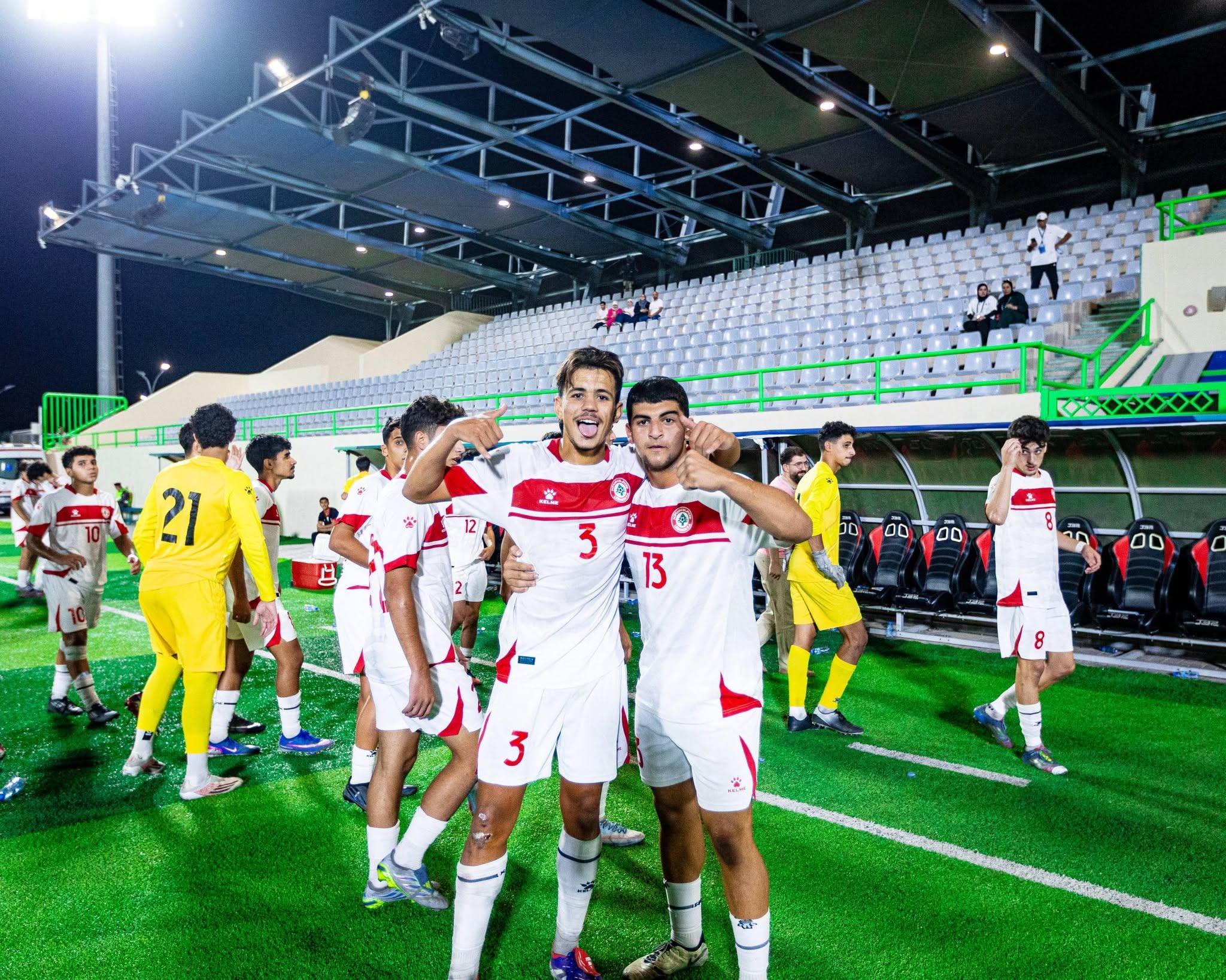 من حفل تتويج منتخب لبنان للناشئين باللقب. (فيسبوك)