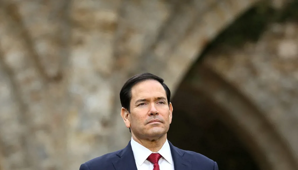 روبيو في فرنسا لحضور اليوم الثاني من اجتماع مجموعة السبع