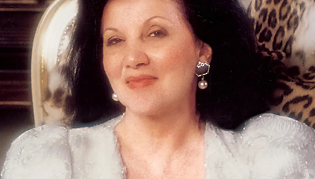 عليا رياض الصلح: إمبراطورة الإحسان الهادئ الكريم