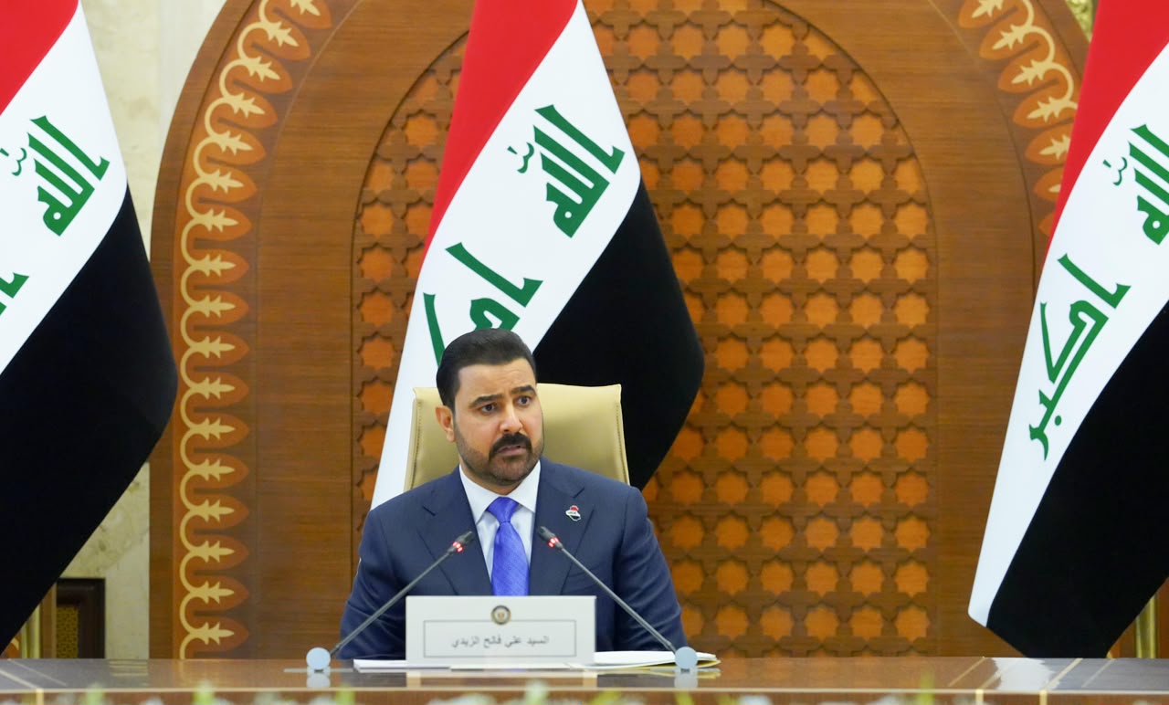 رئيس الوزراء العراقي علي فالح الزيدي (واع).
