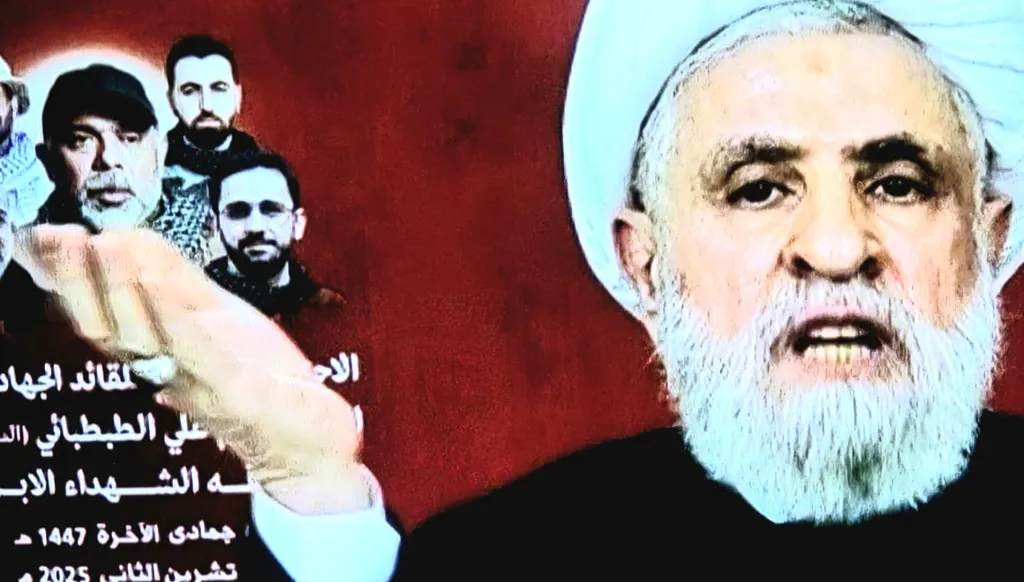 "كتاب إلى البابا"... نعيم قاسم في تأبين الطّبطبائي: من حقّنا الردّ في التّوقيت الذي نختاره