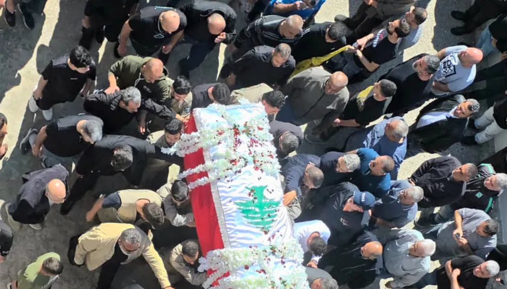 بريطانيا وفنلندا تدينان الاعتداءات على الصحافيين في لبنان