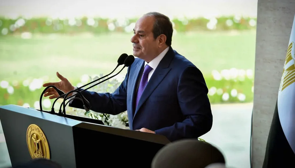 مصر تدخل على خط حرب اليمن… ماذا تستطيع أن تقدم للسعودية؟