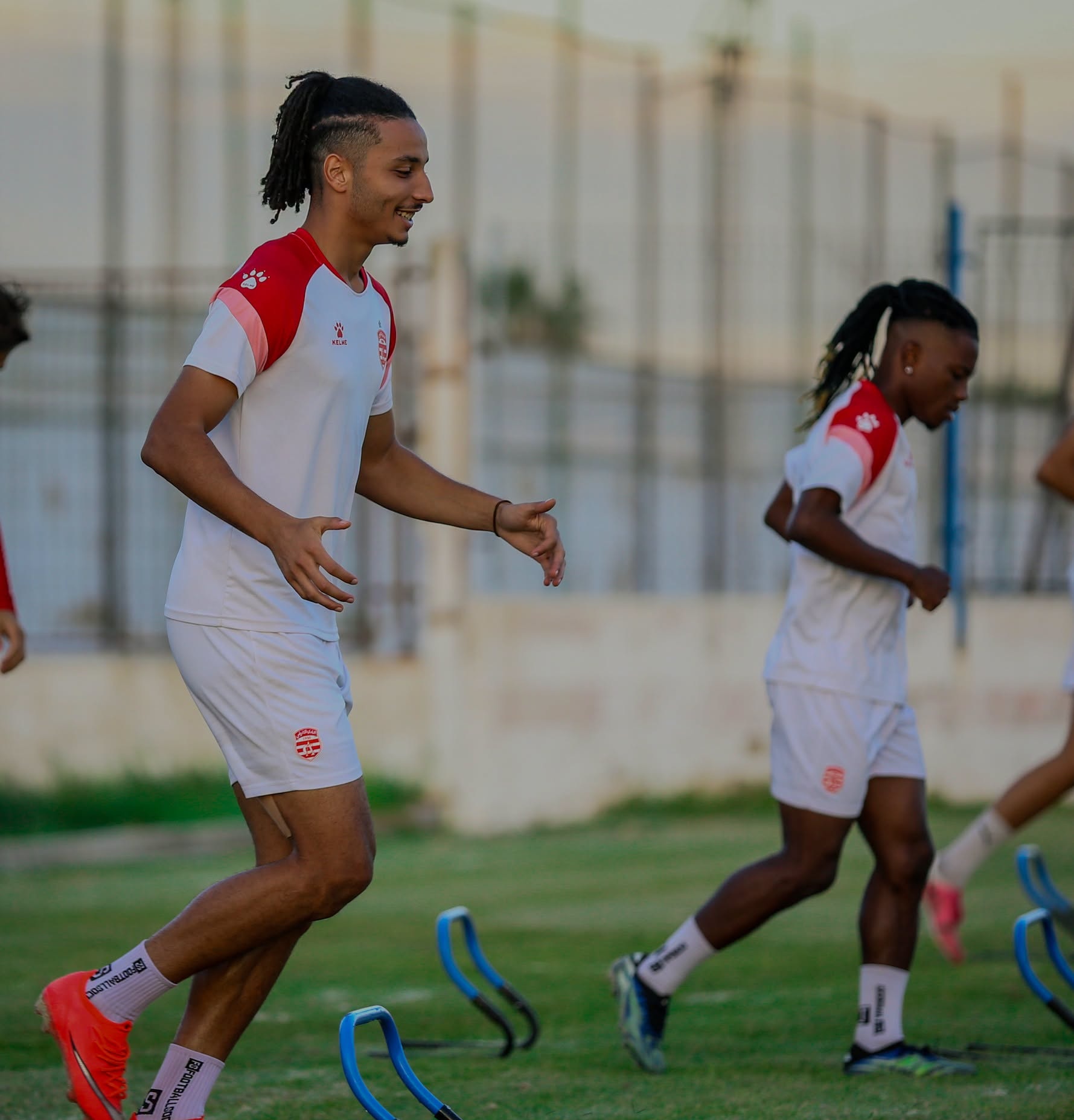 من تدريبات النادي الأفريقي.