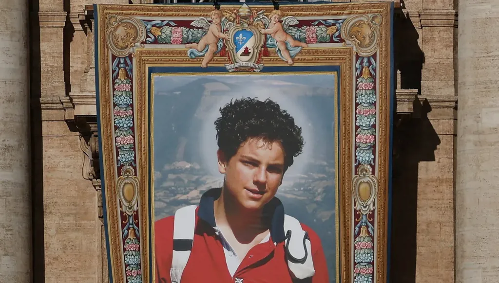 شاب إيطالي يصبح أول قديس من جيل الألفية… من هو كارلو أكوتيس؟