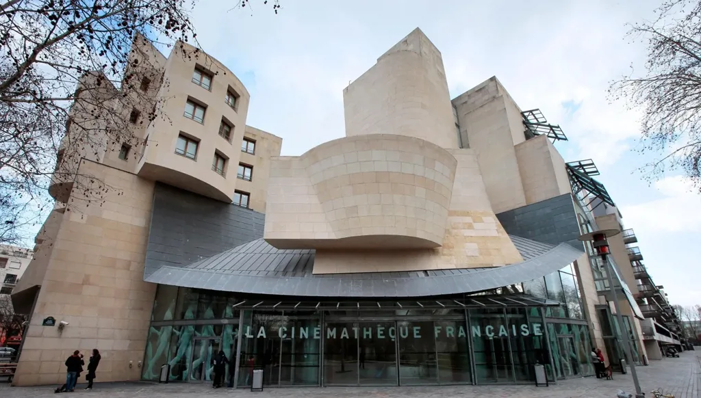 السينماتيك الفرنسية: الذاكرة الحيّة للسينما العالمية