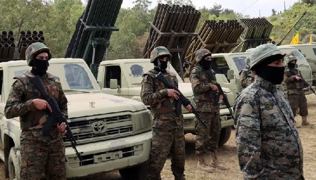 عقدة التأليف السلاح... وبن فرحان يعود