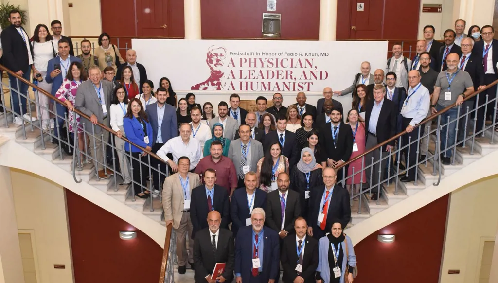 تكريم أكاديمي وطبّي لفضلو خوري: كتاب تذكاري عن إنجازاته في البحث العلمي