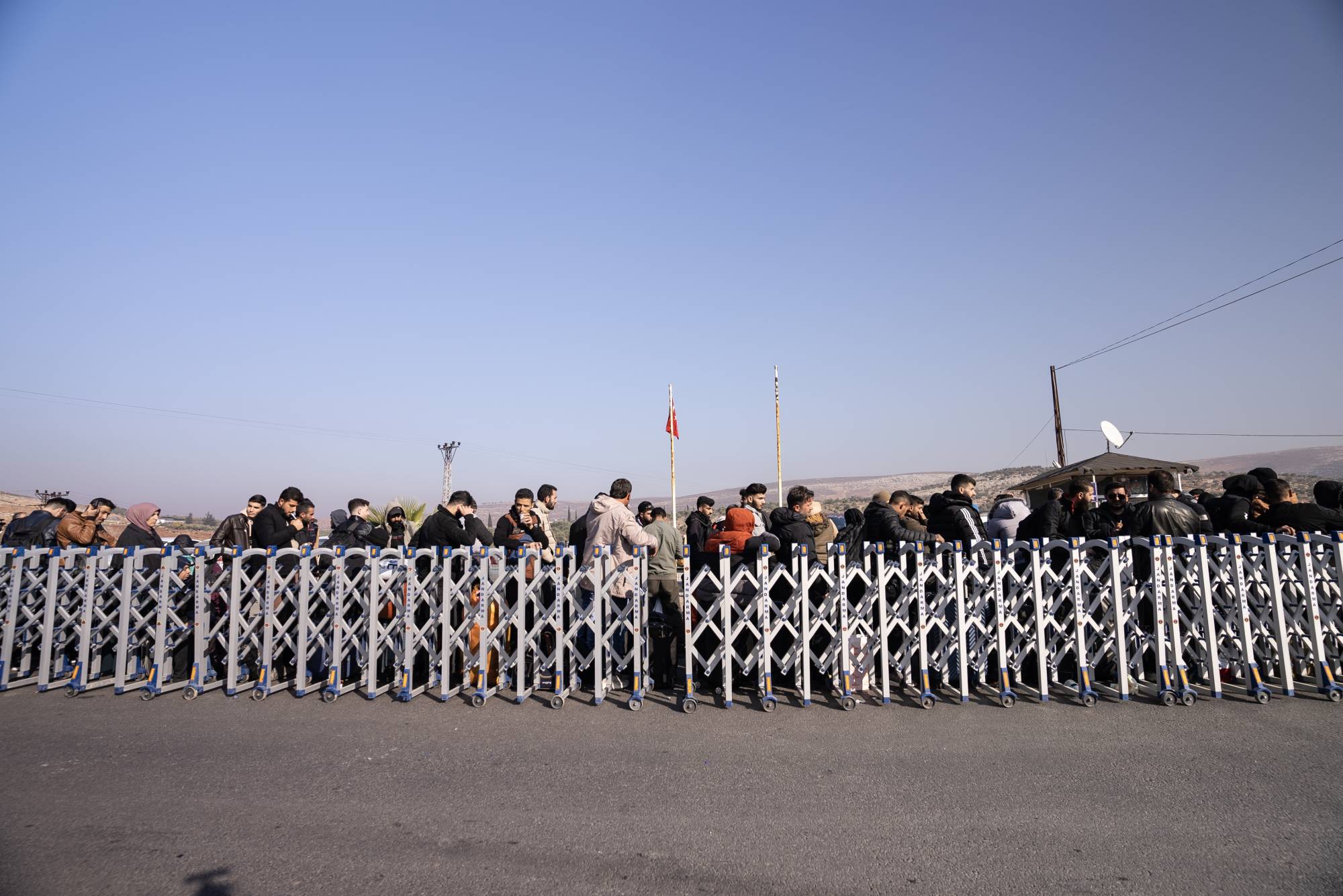 معبر بين سوريا وتركيا (أرشيفية).