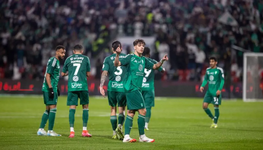 الأهلي يفك عقدة الاتفاق في الدوري السعودي (فيديو)