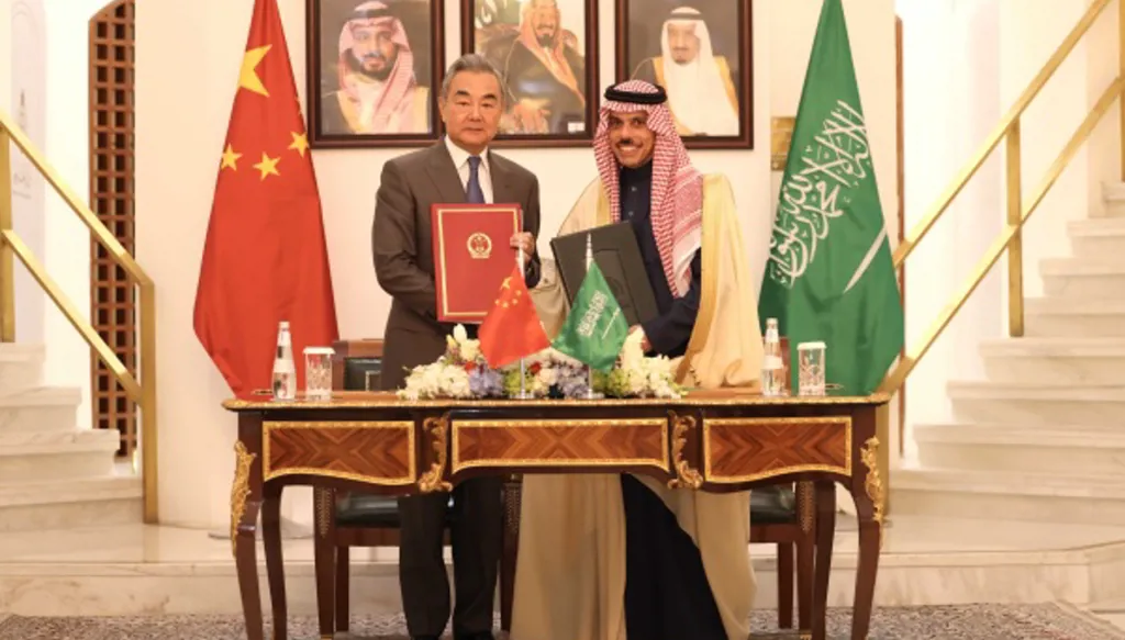 الصين والسعودية تتفقان على تعزيز التنسيق في القضايا الإقليمية والدولية