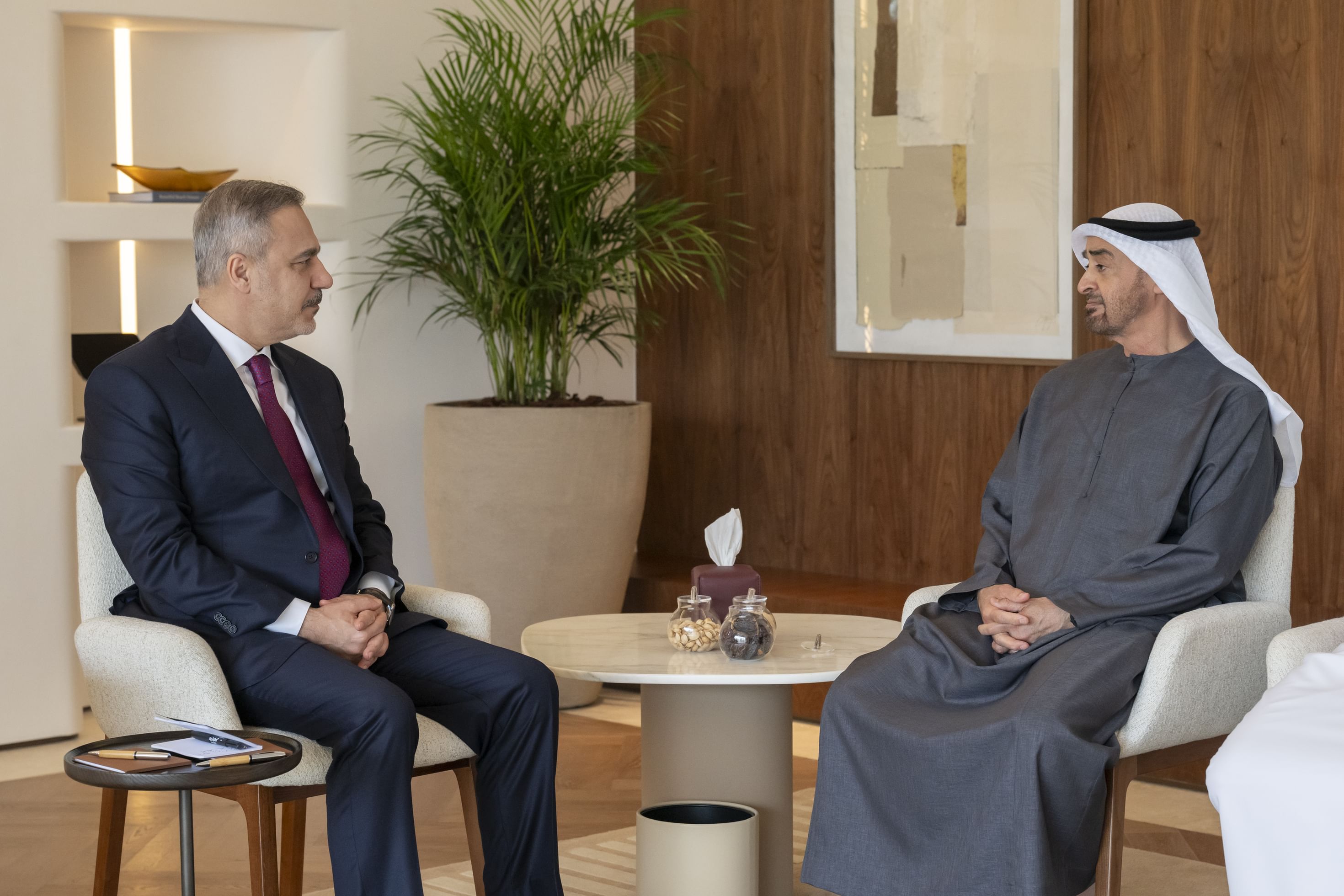 جانب من اللقاء (وام)