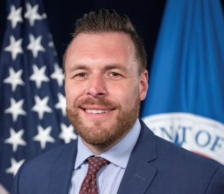 جو كاسبر (وكالات)