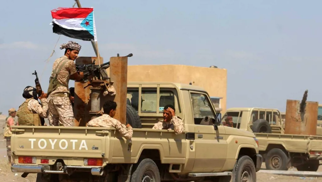 الانتقالي الجنوبي يعلن إعادة انتشار بمشاركة "درع الوطن" في حضرموت والمهرة