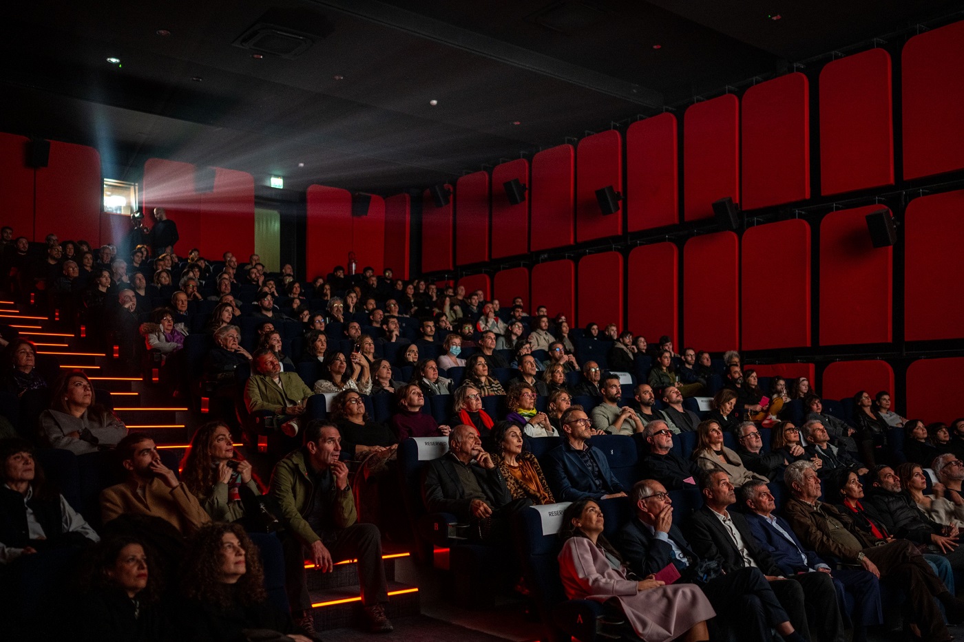 سينما ”متروبوليس“ في بيروت. 