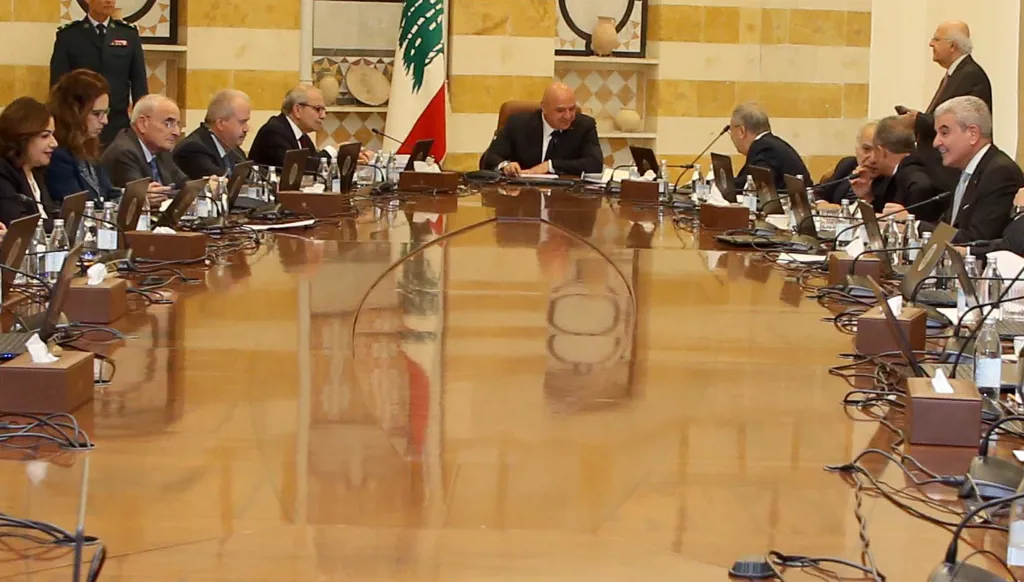 قرارات تشرّع مخالفات