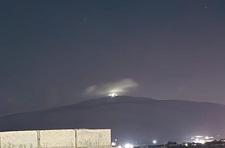 صورة من الاستهداف (المرصد السوري).