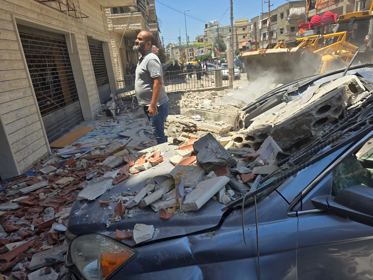 المبنى المستهدف في النبطية (النهار)