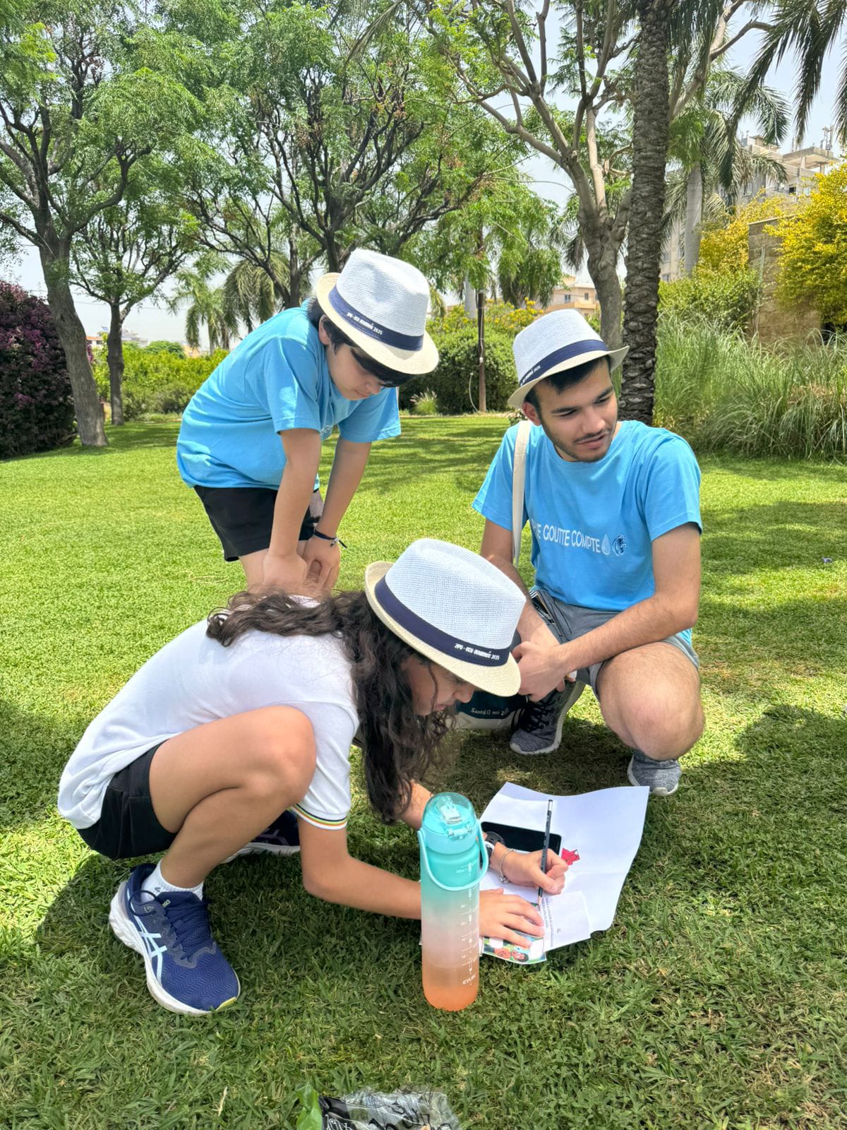 الطلاب الثلاثة (النهار)