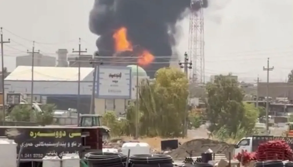 اندلاع حريق في منطقة بيرداوود جنوب أربيل والدفاع المدني يباشر إخماده