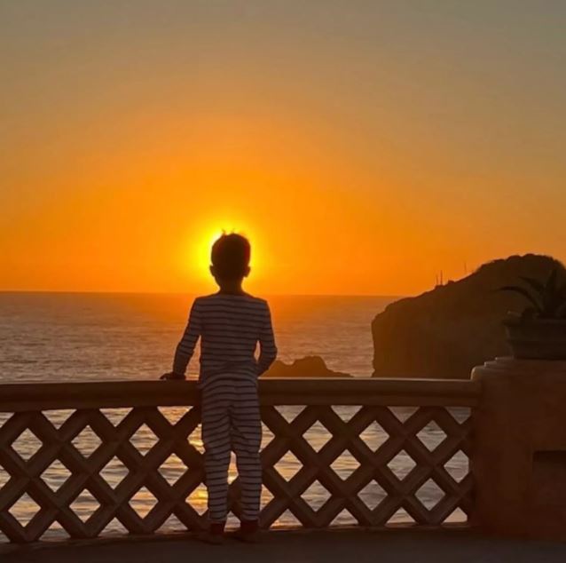 صورة من عيد ميلاد الأمير آرتشي السادس (انستغرام)