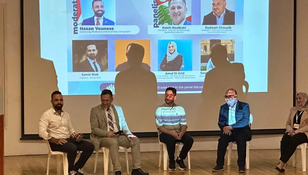 فعالية في صور بعنوان "Youth empowered by AI, Talk AI. Shape Tomorrow"