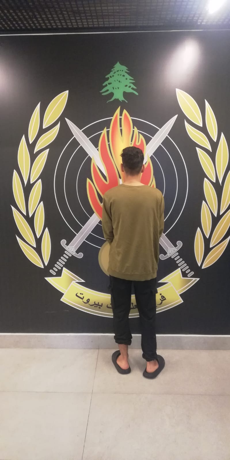 صورة للموقوف (قوى الأمن).