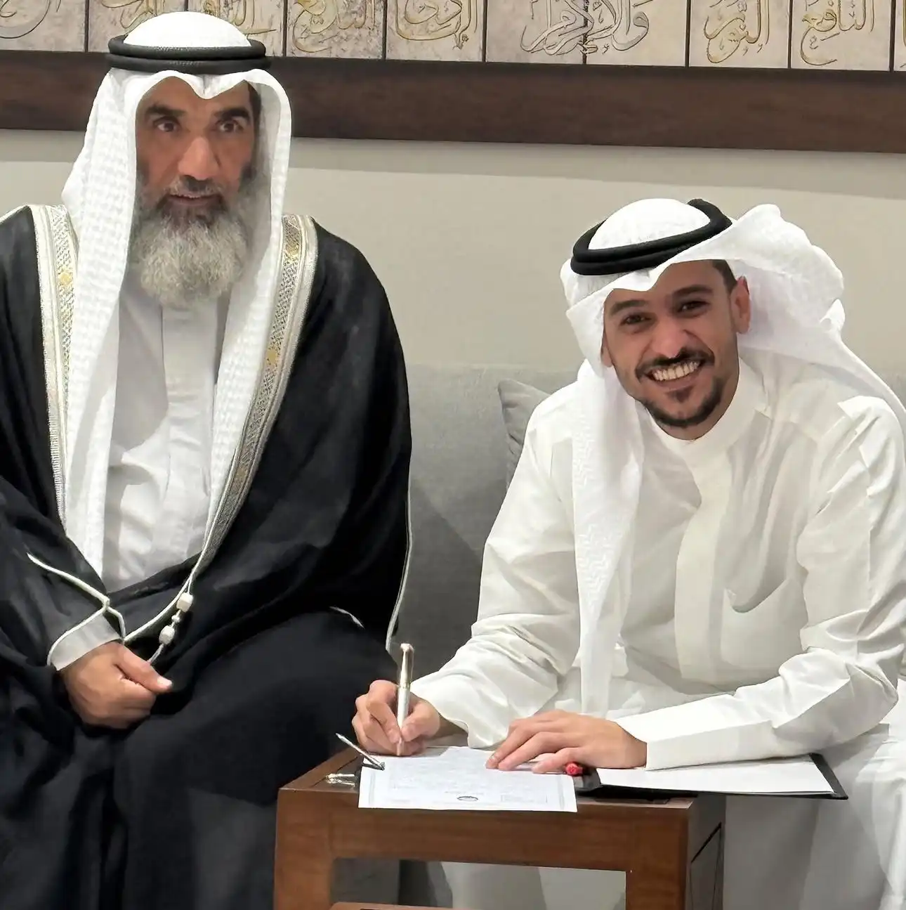 الفنان السعودي عايض يوسف.