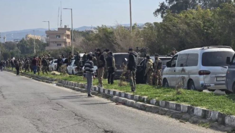 قوى أمنية وعسكرية مستنفرة في الساحل السوري (وكالات)