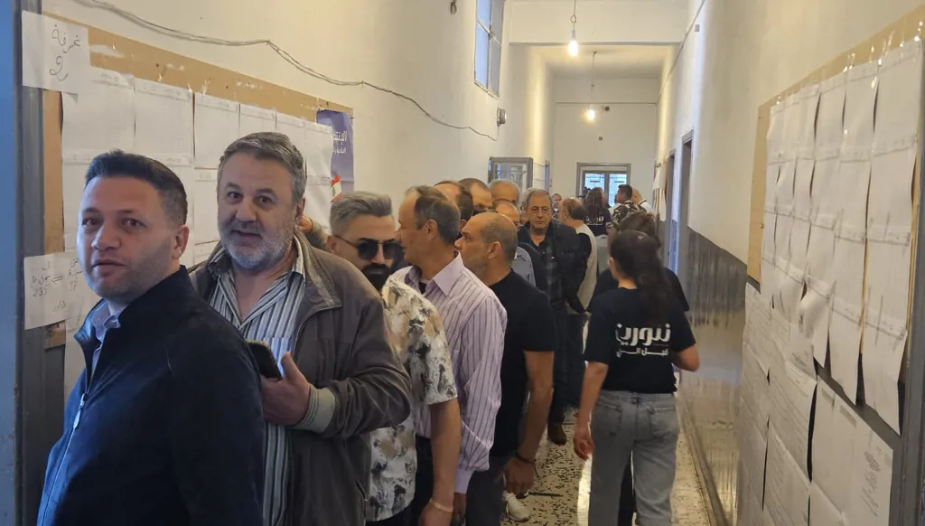 المشهد الصباحي من بلدة تنورين