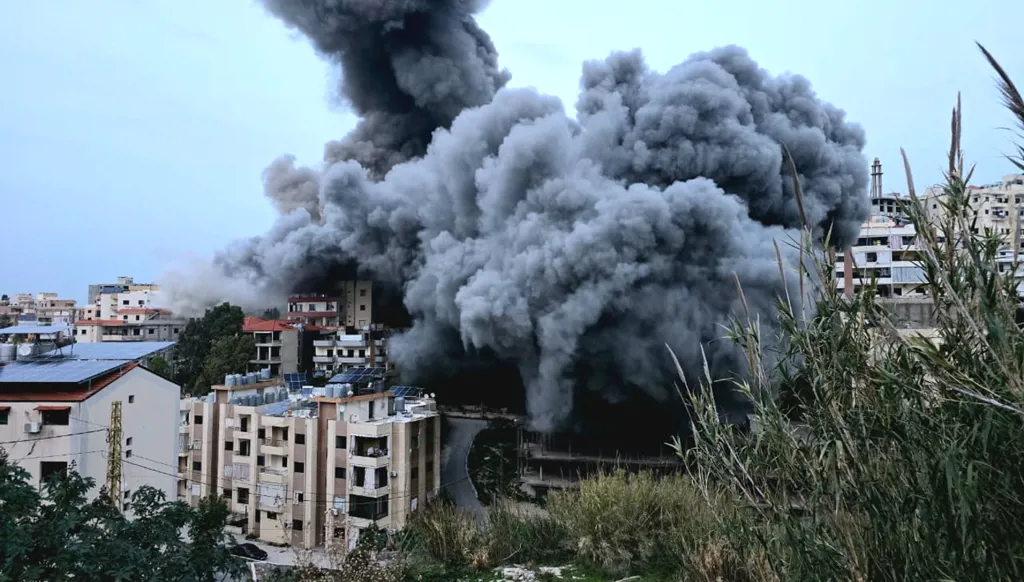 إنذار إسرائيلي جديد... وغارات تستهدف قناريت وجرجوع والكفور جنوبي لبنان (فيديو وصور)