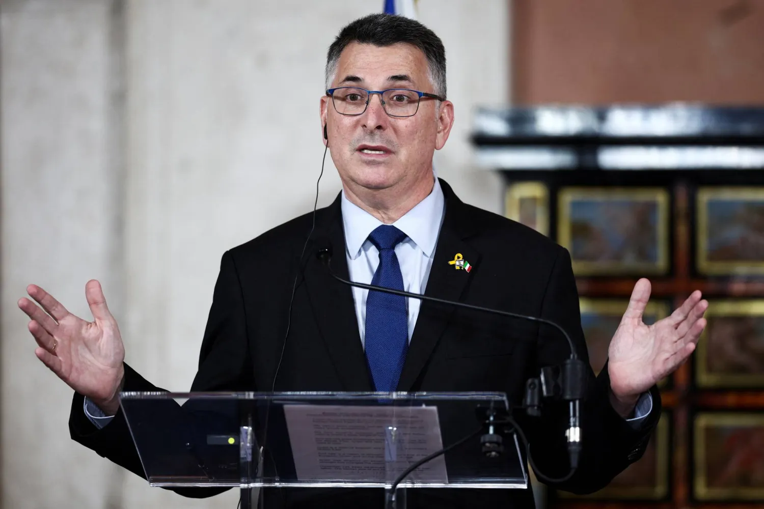 وزير الخارجية الإسرائيلي جدعون ساعر (رويترز)