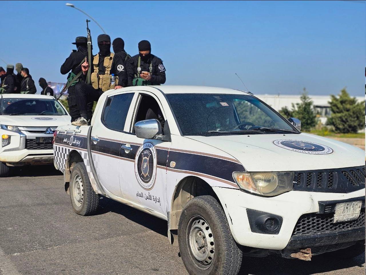 جانب من حملة إدارة العمليات في اللاذقية 25 يناير (سانا)